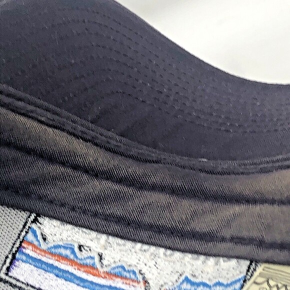 Patagonia Snap Back Trucker Hat Purple Mesh Cap VTG LOGO Patch Outdoors Hiking - Picture 9 of 9
